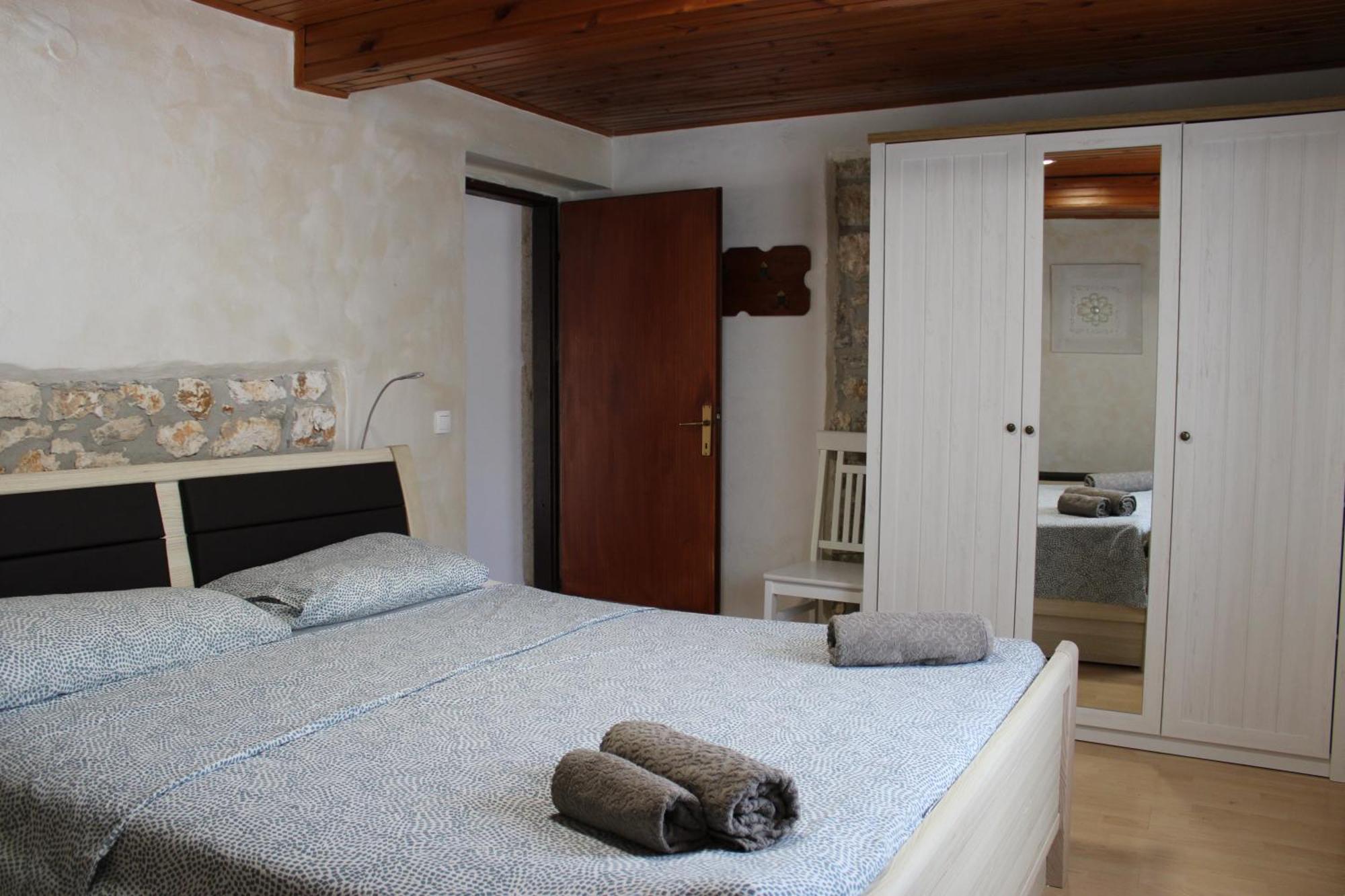 Bokalu With Private Pool Apartment Porec Bagian luar foto