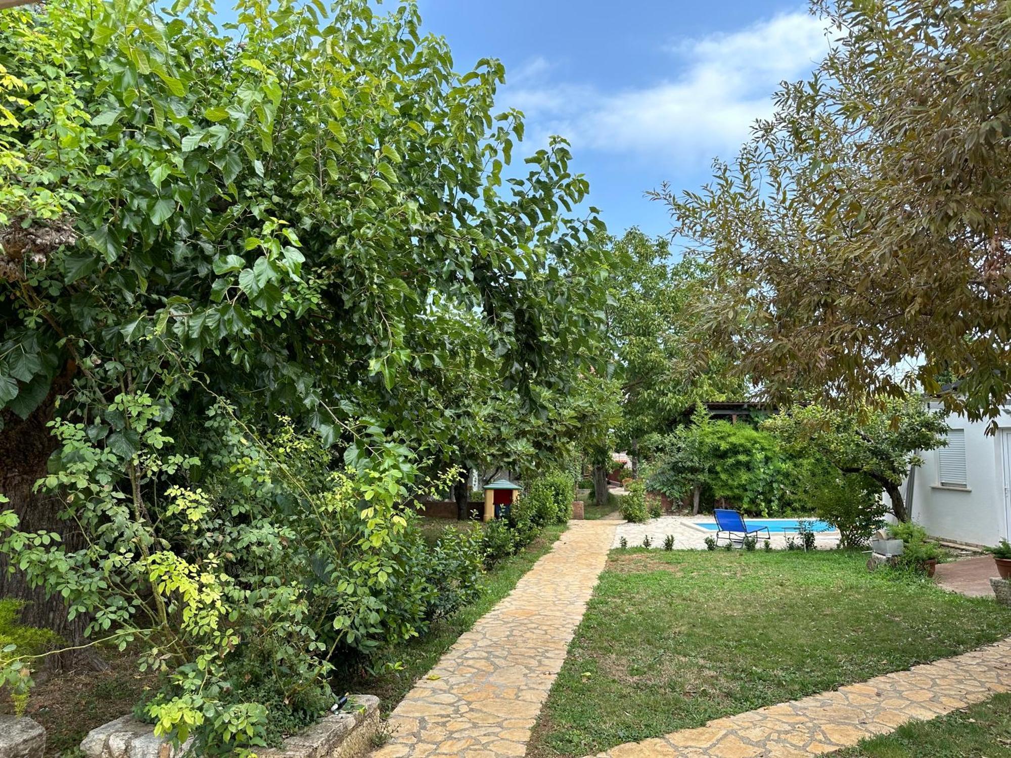 Bokalu With Private Pool Apartment Porec Bagian luar foto